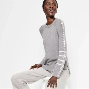 NIC+ZOE Gray Sweater with White Accents